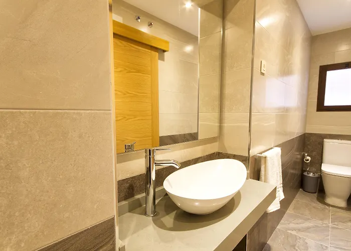 Lucero 12 招待所 马尔韦利亚