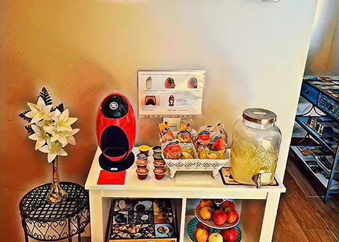 Lucero 12 게스트하우스 4*