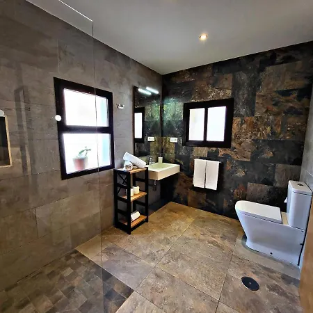 Lucero 12 Guest house