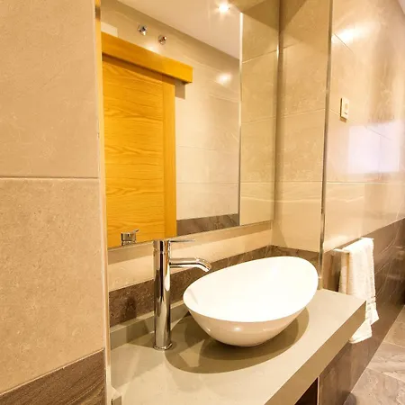 Lucero 12 4* Marbella