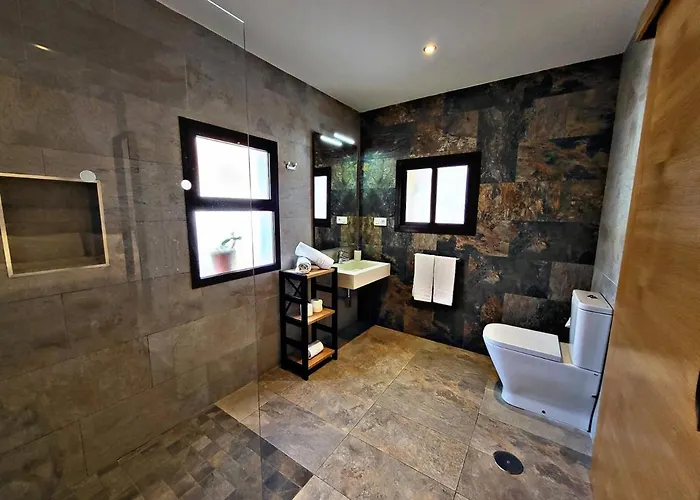 Lucero 12 بيت ضيافة